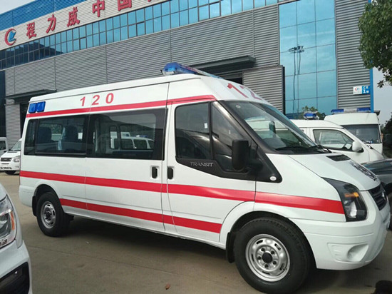 國六福特新世代V348長軸中頂救護(hù)車